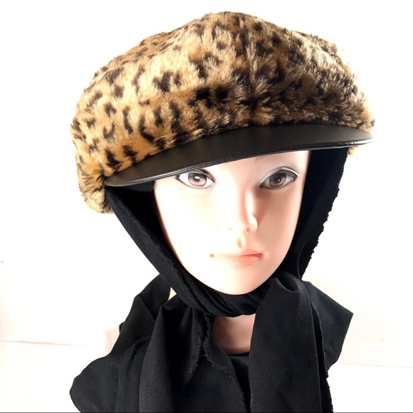 Faux fur animal print top news boy cap made in US - Picture 5 of 7